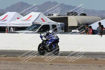 media/Oct-05-2025-CVMA (Sun) [[beeef4f201]]/Race 2-Supersport Middleweight/
